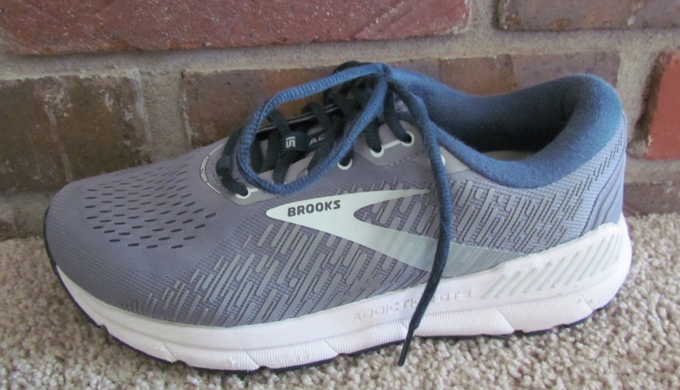 Brooks Addiction GTS 15 Shoes Women's Size 9 Gray Wide 2E Extra Wide 1203522E099