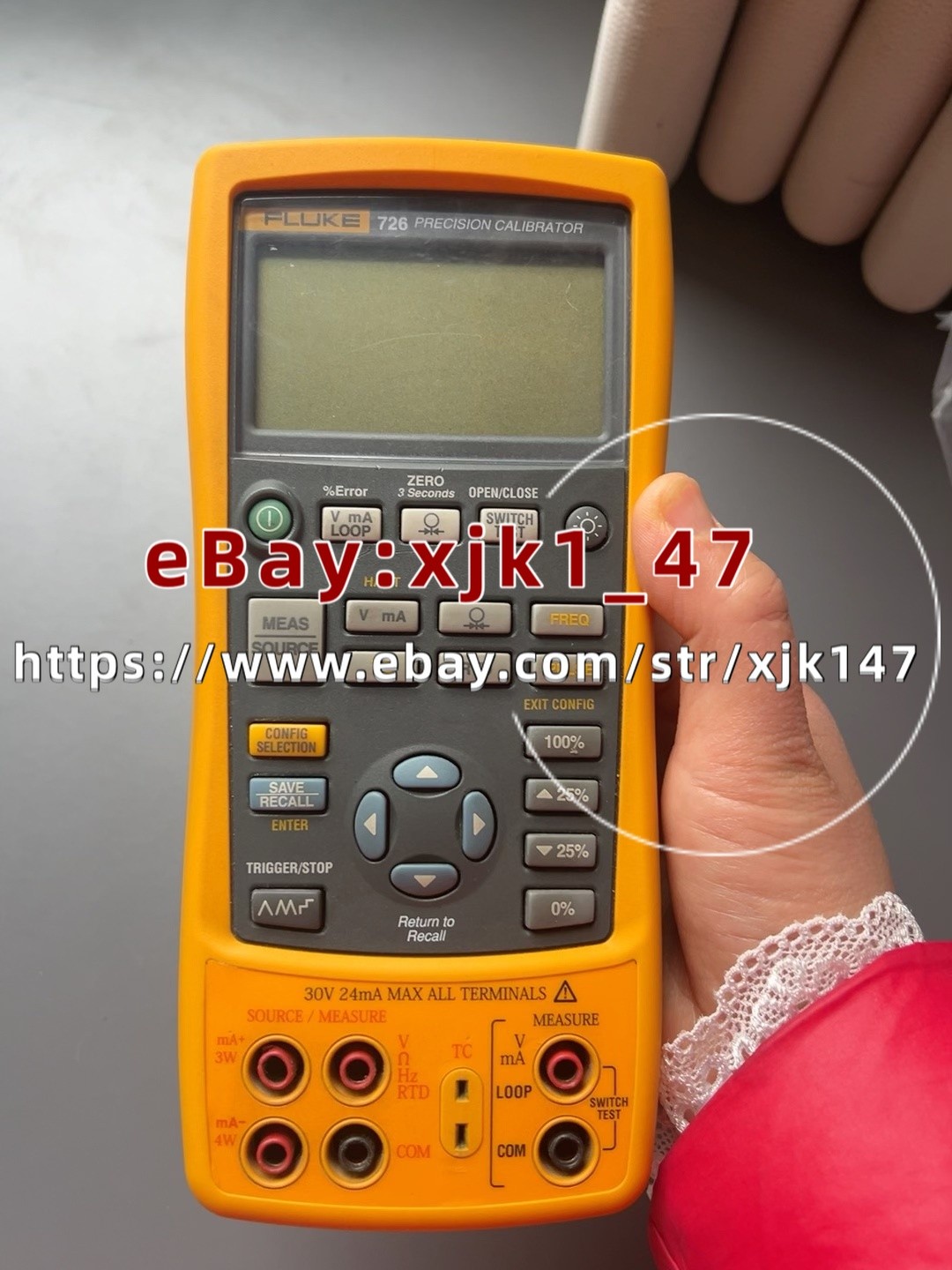 Fluke 726 Precision Multifunction Process Calibrator host without others