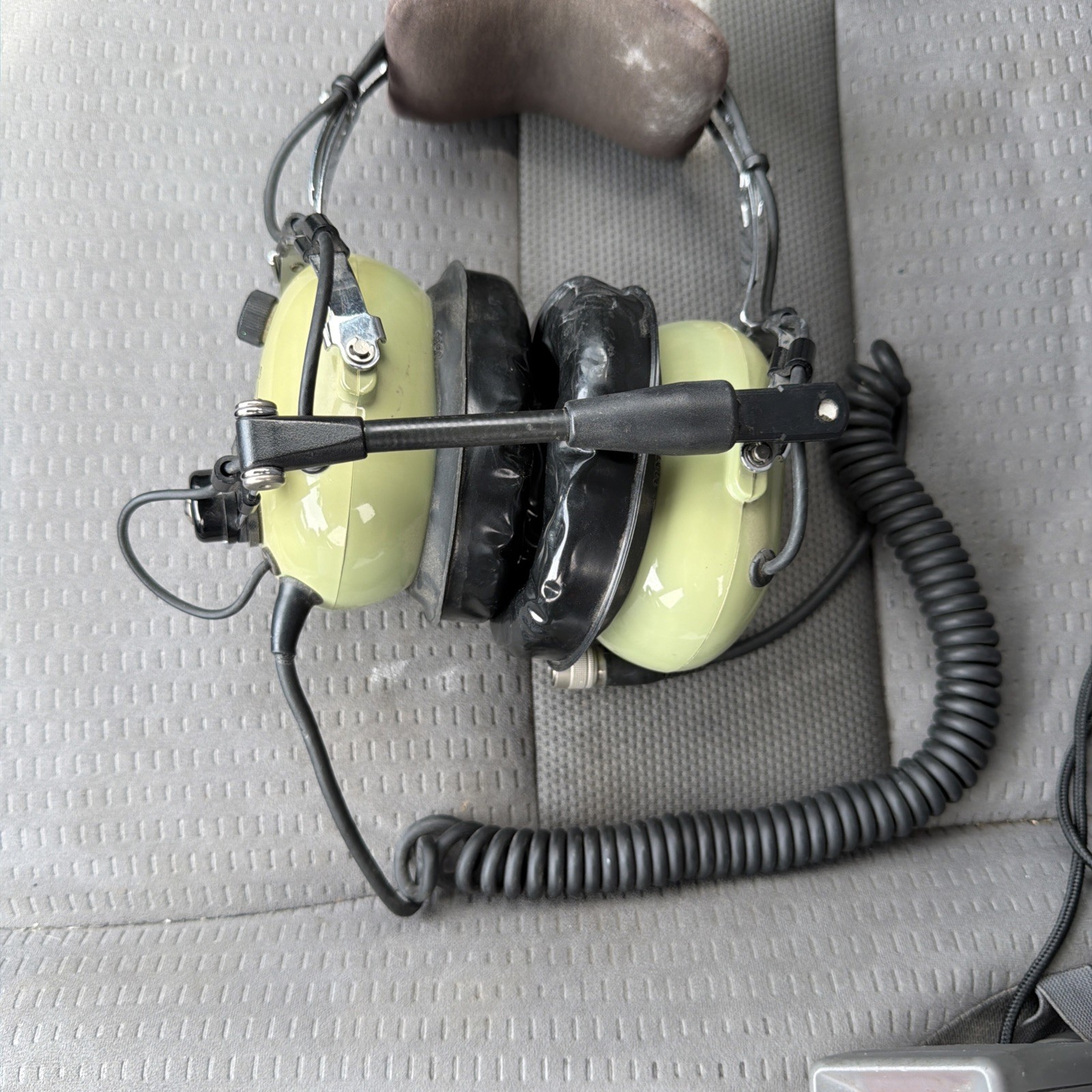 David Clark H10-56HX Aviation Headset with Microphone, PN 40726G-05