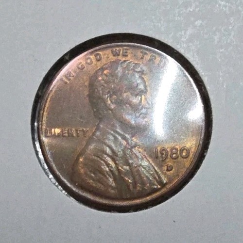 1980 D  Lincoln Memorial Cent Penny - Toned