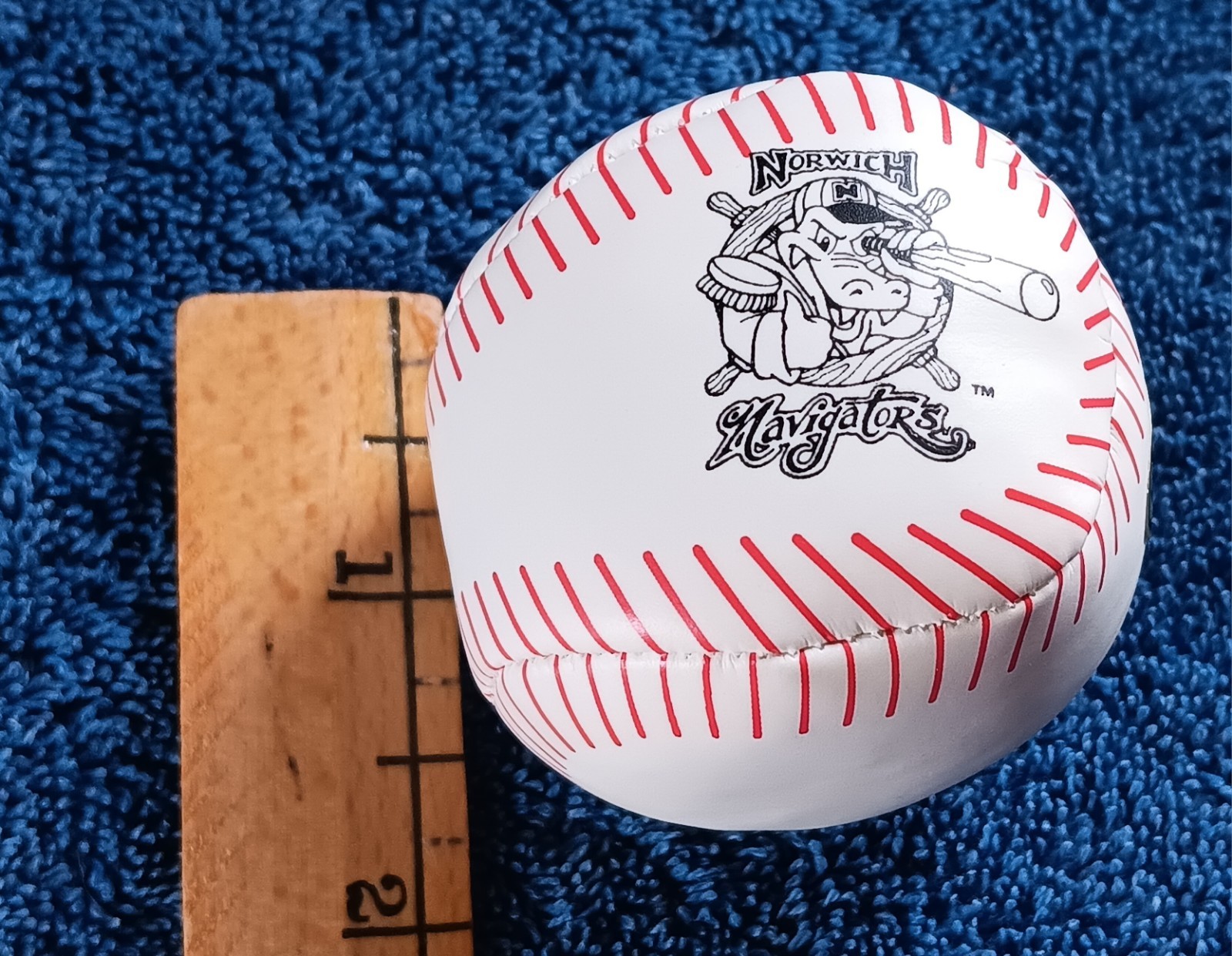 HTF Dunkin Donuts Norwich Navigators Hacky Sack Type Small Ball NOS Souvenir