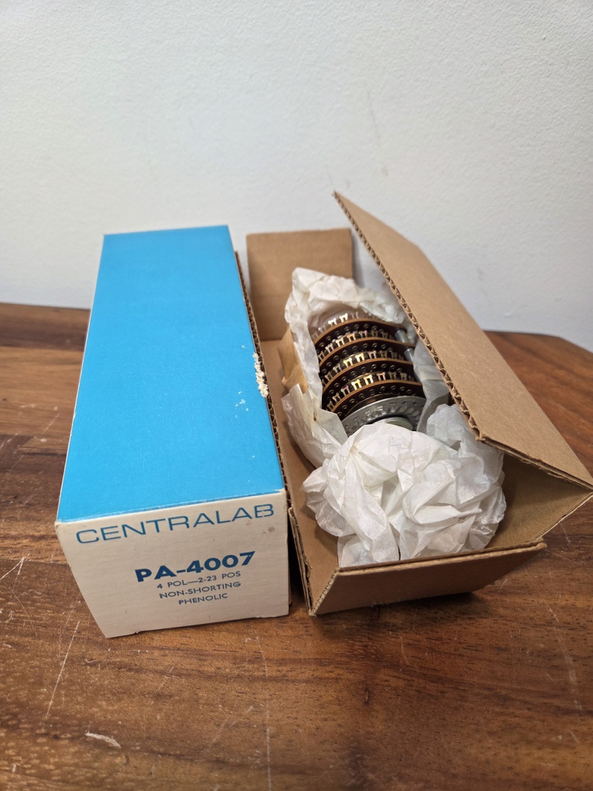 Centralab Rotary Switch PA-4007 4 pole 2-23 position Non Shorting Phenolic New
