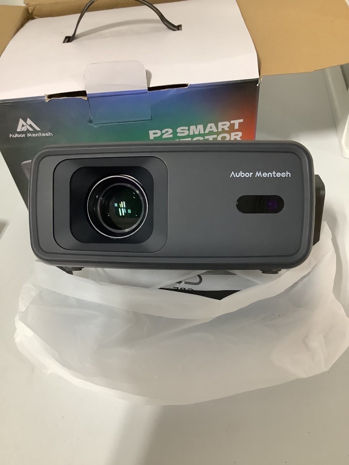 Aubor Mentech P2 Smart Projector