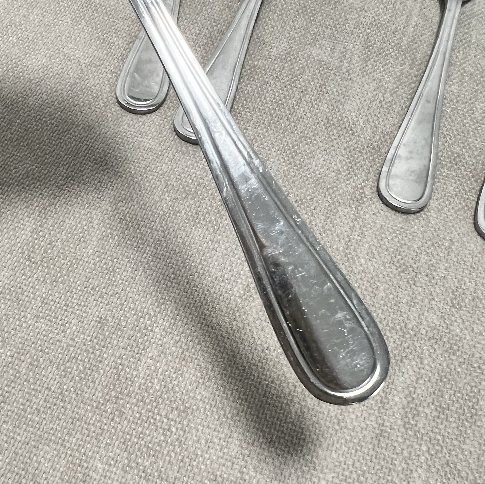 Tria Stainless Dinner Fork Glossy Silverware Flatware Round Tip Ridge 5 Pc Set