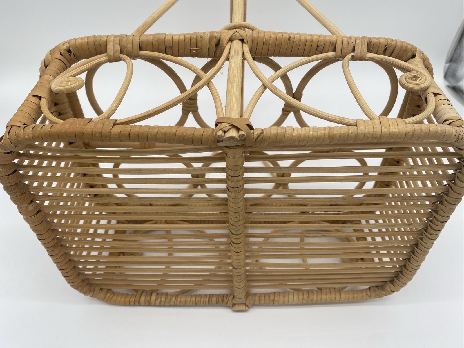 Vintage Wicker Rattan Drink Caddy Basket