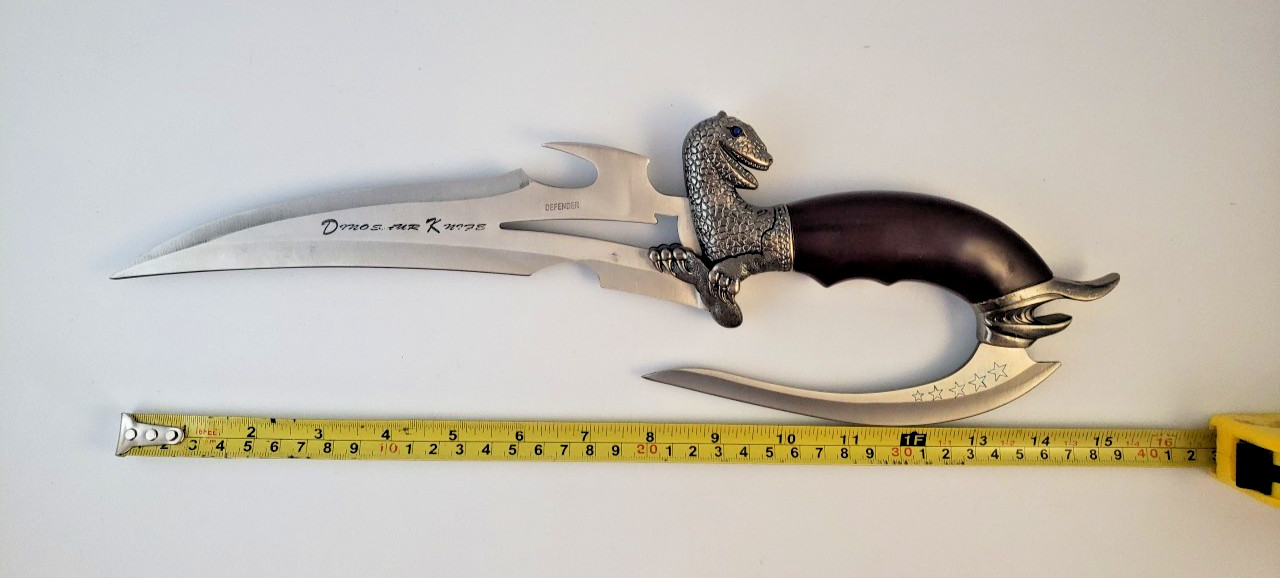 15” Dinosaur/Reptile Handled Fantasy Typhoon Hook Dagger