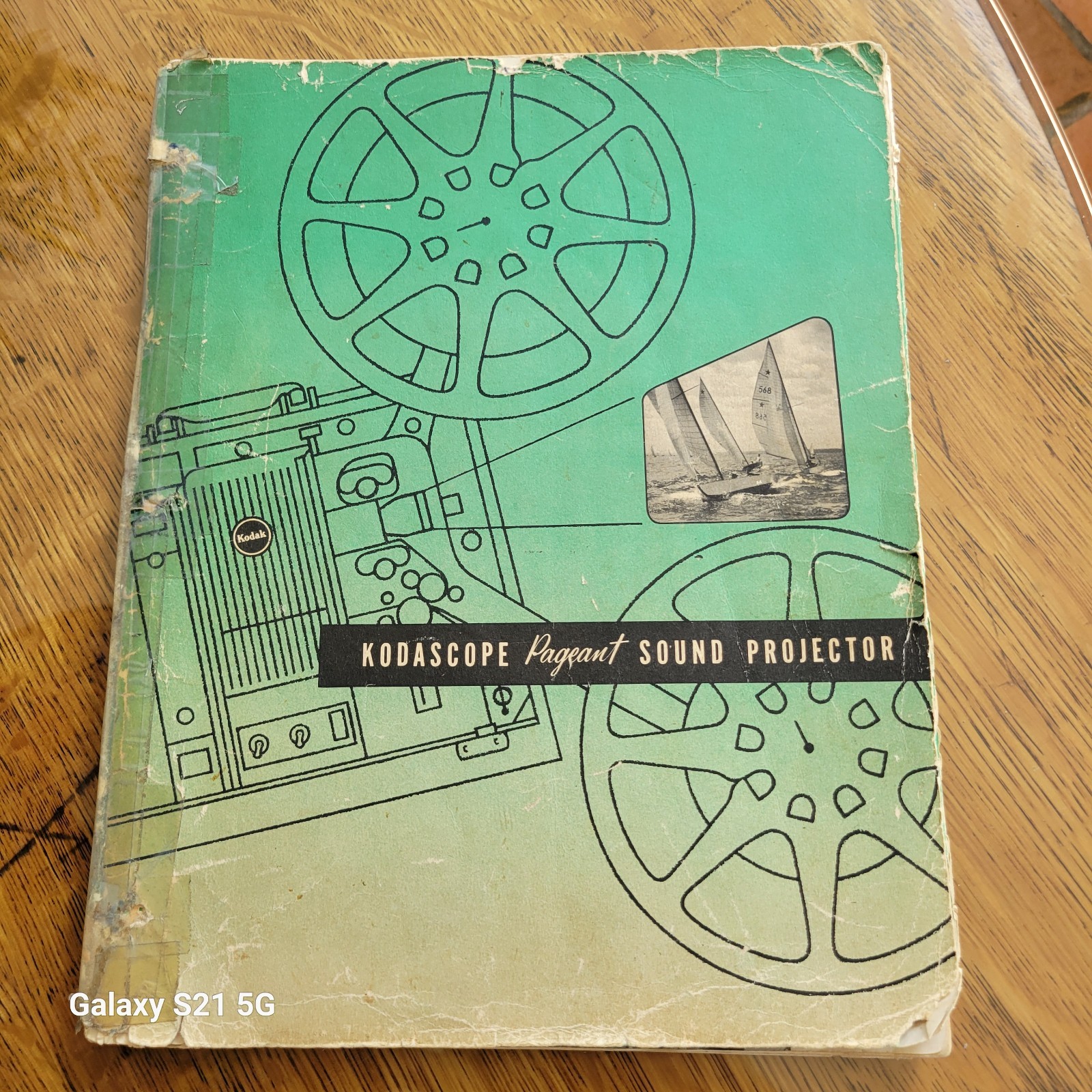 VINTAGE KODAK KODASCOPE PAGEANT SOUND, 16mm FILM PROJECTOR INSTRUCTION MANUAL