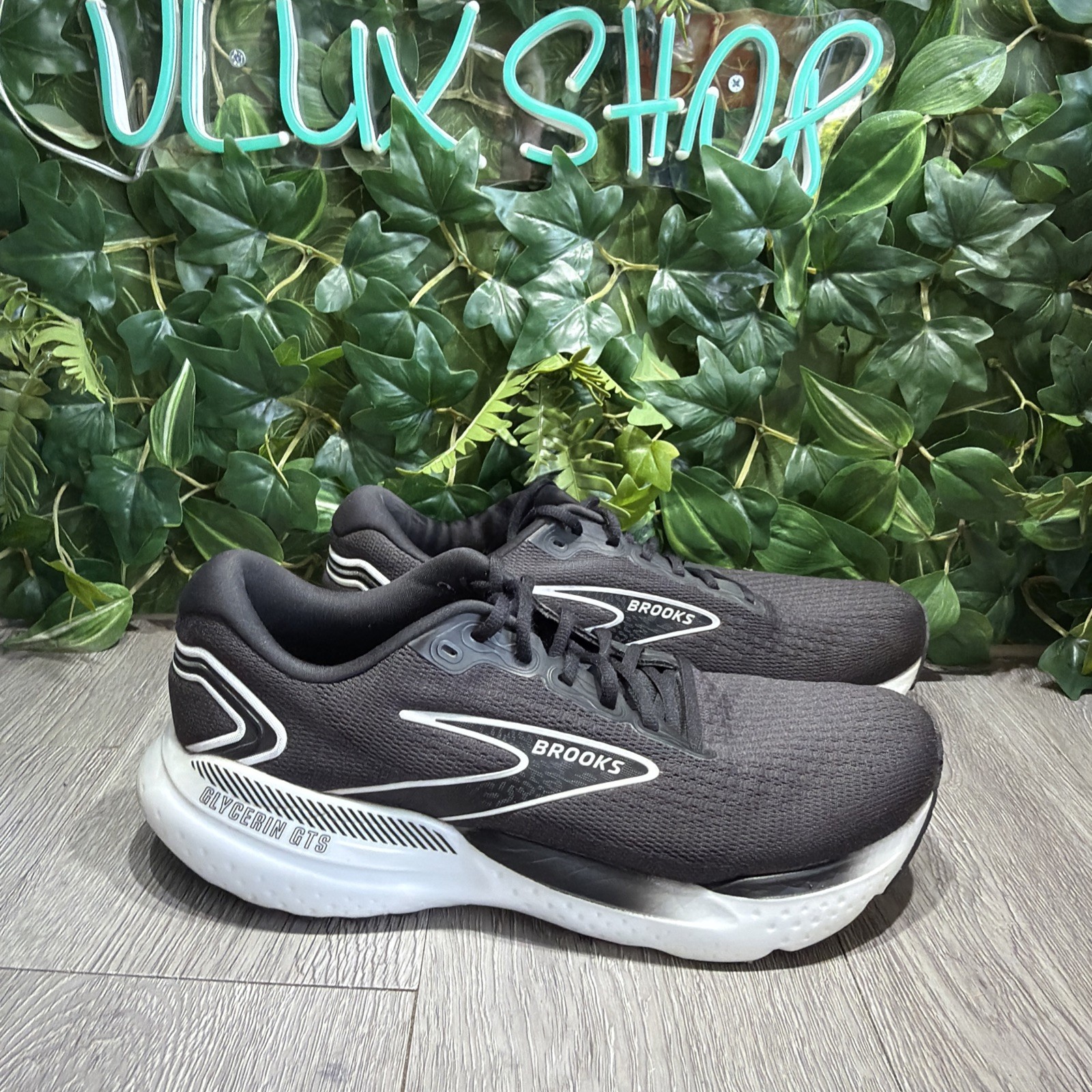 Brooks Glycerin GTS 21 Men's Road Running Shoes Size 11 Wide 2E Black Cushion