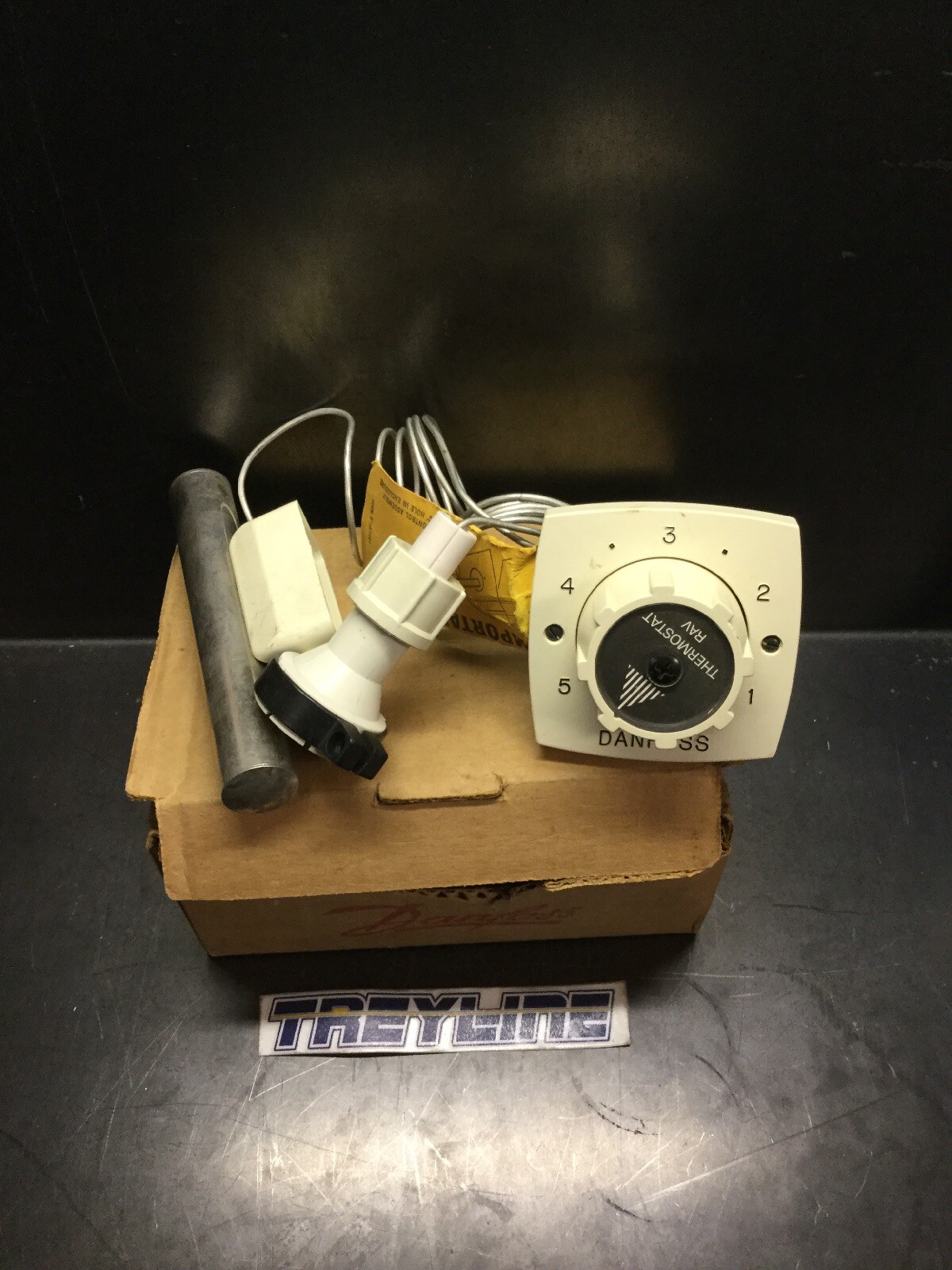 NEW, DONFOSS, RAV-33, THERMOSTATIC OPERATOR, SEPARATE REMOTE MOUNTED, (13i- 4)