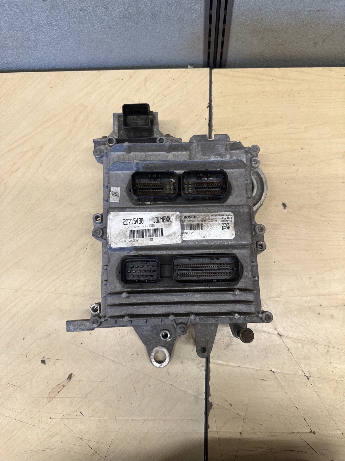 International Maxforce ECM 281 020-159
