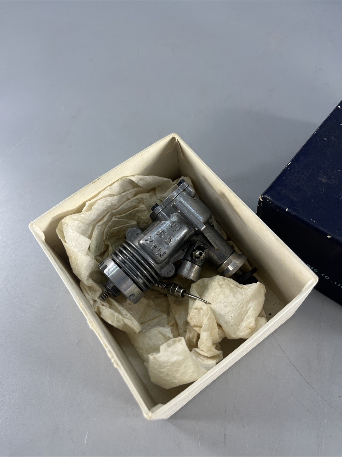O.S MAX -10S Radio Controlled Nitro Engine Used Good Condition With Box