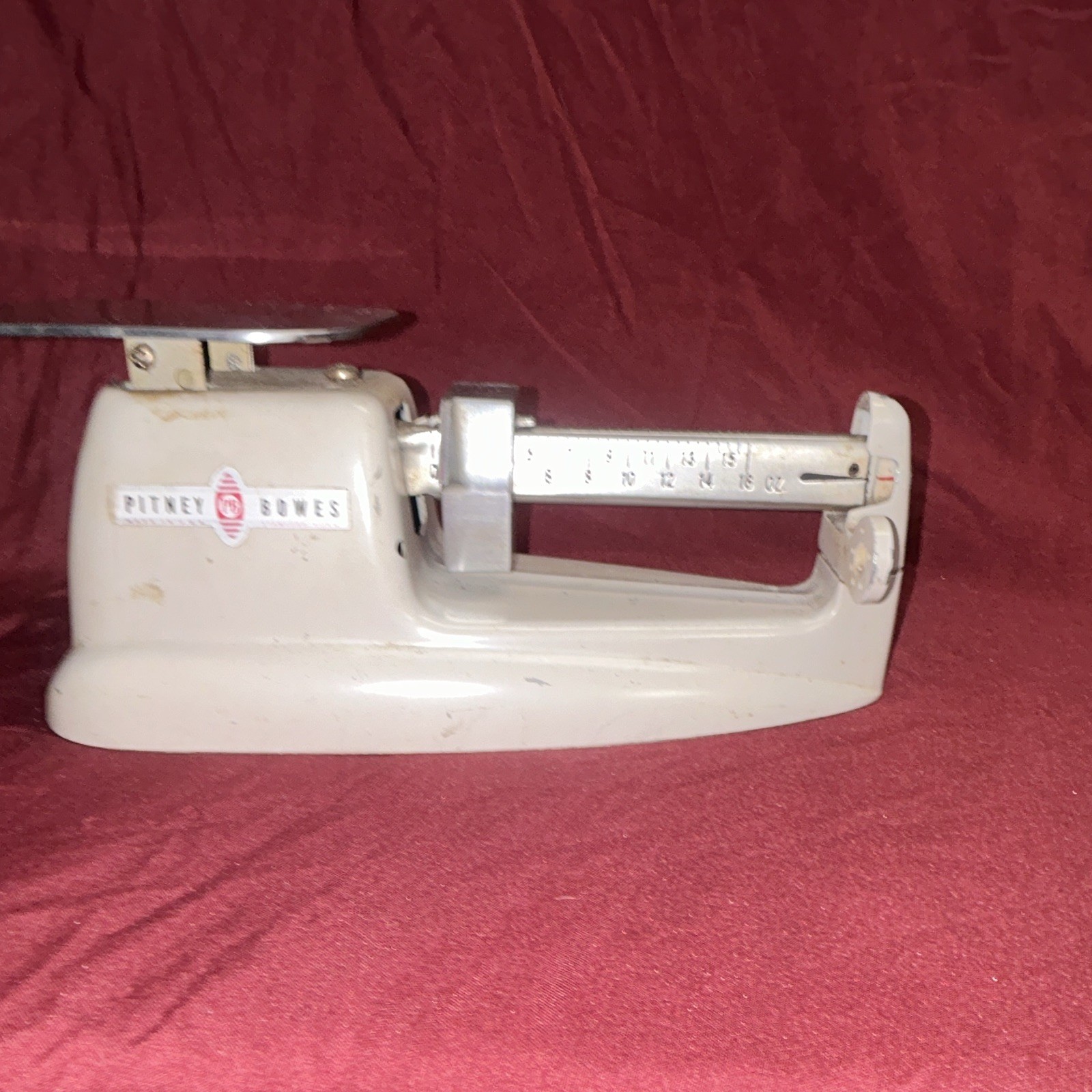 Pitney Bowes Tabletop Mechanical Scale with Stainless Steel Platform