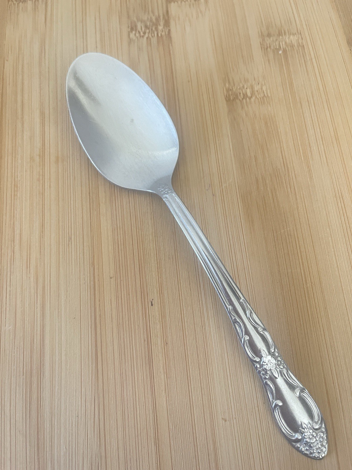 Oneidacraft OHS103 Oneida Stainless Floral Scroll TEASPOON 6"