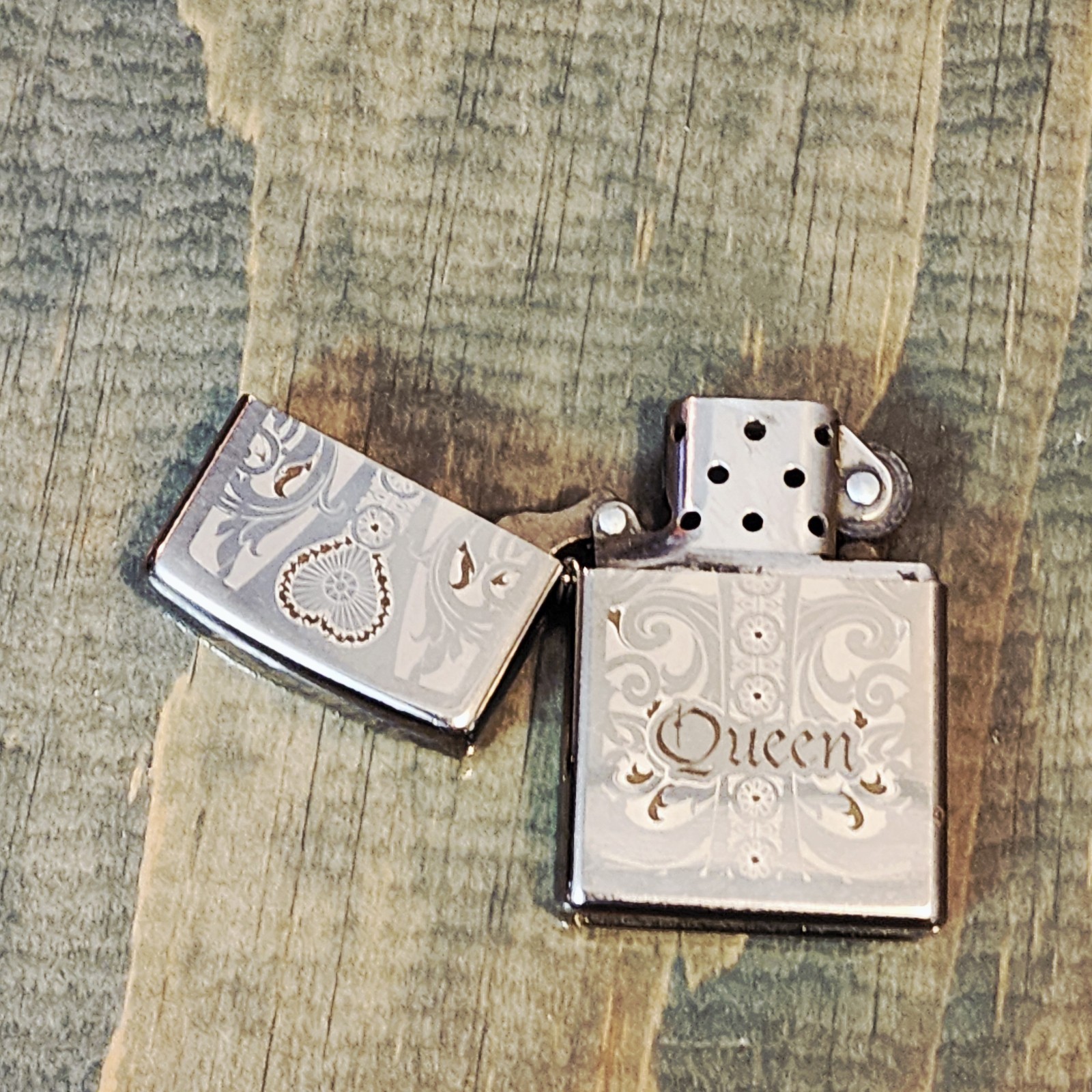 Zippo Queen Black Ice