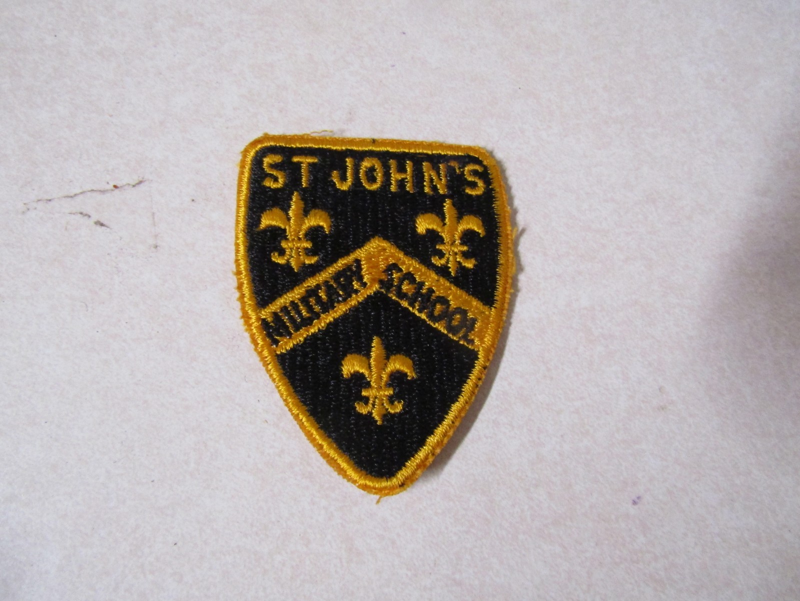 MILITARY PATCH ST JOHN'S MILITARY SCHOOL SALINA KANSAS