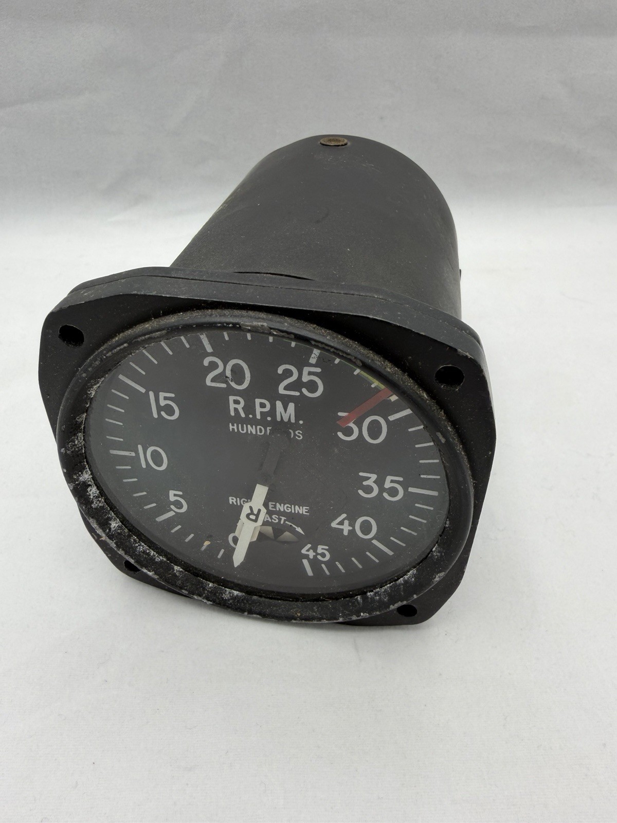 Beechcraft Tachometer RPM Gauge P/N 50-380010-27 Dual Engine Instrument