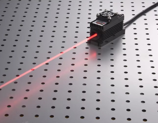 638nm TEM00 Single-Mode Red Solid-State Laser 100mW/ 180/300/600mw Optoelectron