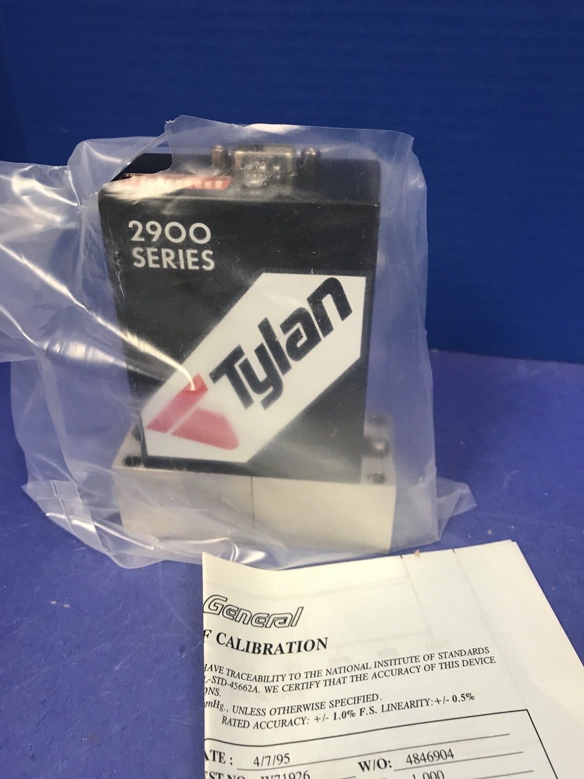 Tylan 2900 MFC PC-5979M Mass Flow Controller, 50 SCCM, HE, Block Mount, Rfrb