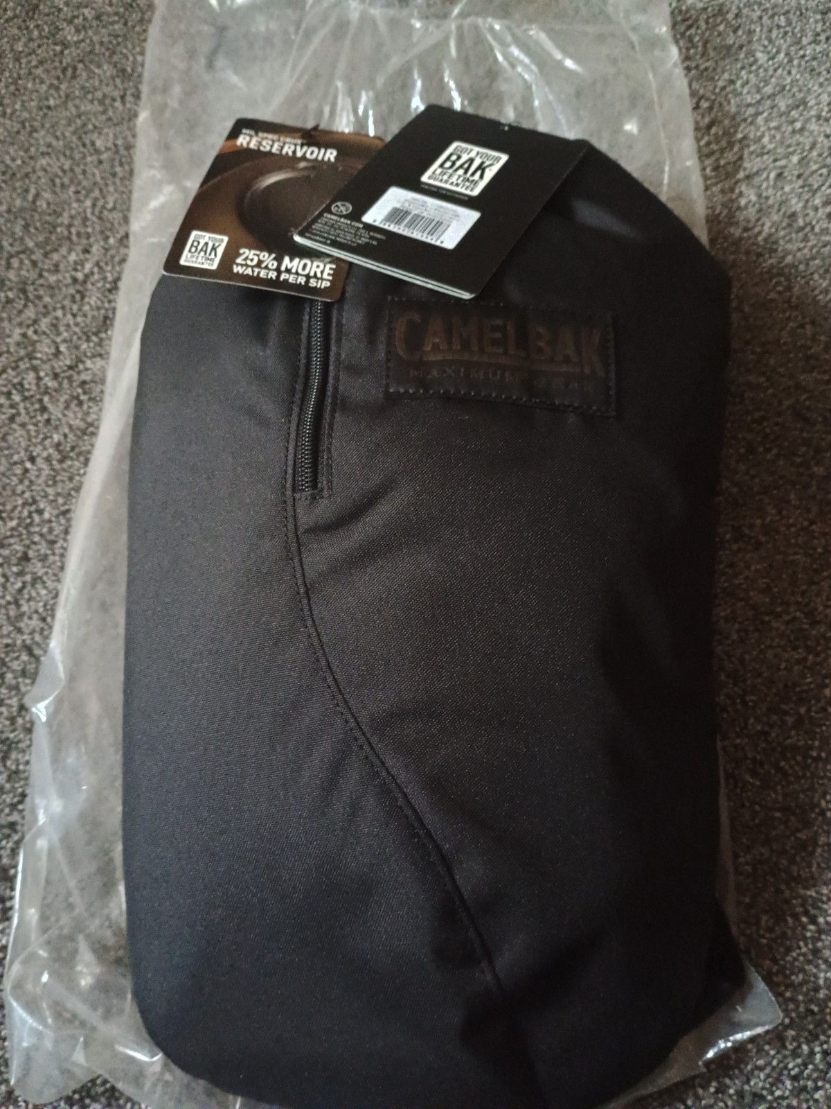 NWT Camelbak Sabre 2.5L 85oz Hydration Backpack Survival Pepper Water