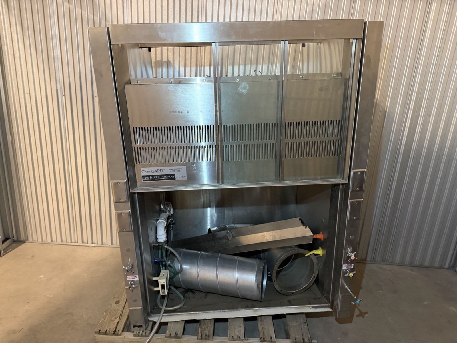 Chemgard Radioisotope Fume Hood By The Baker Company. Parts Missing