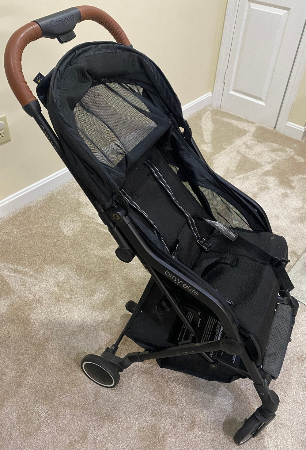 Contours Bitsy Elite Lightweight Stroller – Black – Compact Fold – Used