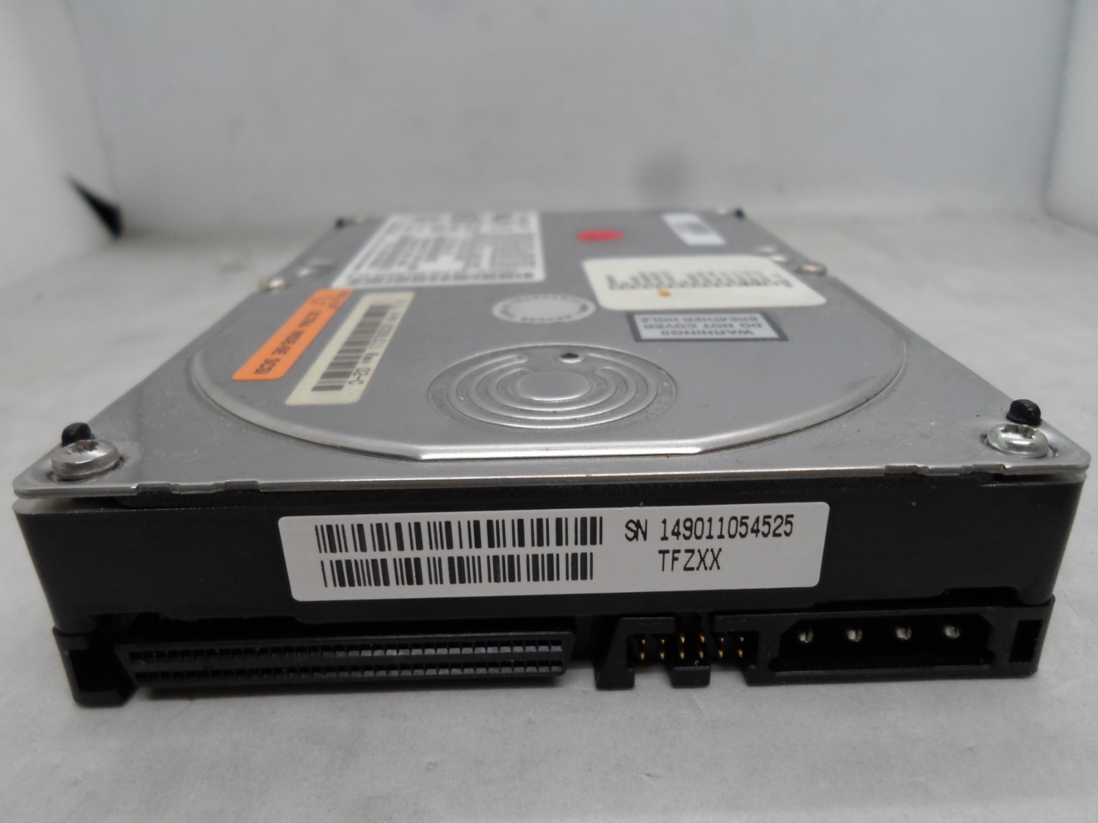 HP 9.1Gb SCSI 0950-2827 A1658-60024 A1658-69024 10K 68Pin HDD for B180L BROKEN !