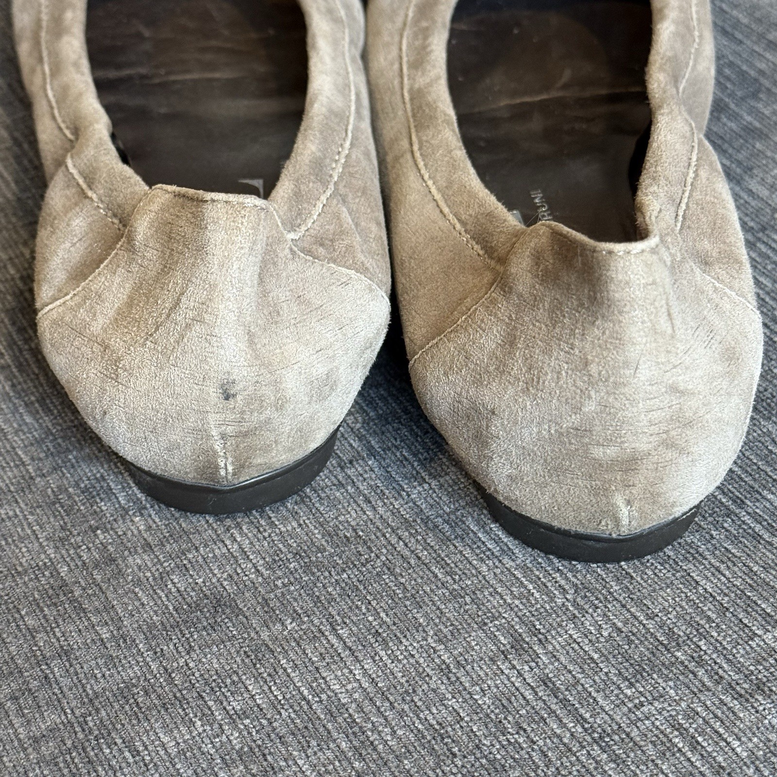 AGL Italy Taupe Leather w/ Relief Cap Toe Ballet Flats Women Sz 7.5 US VGUC
