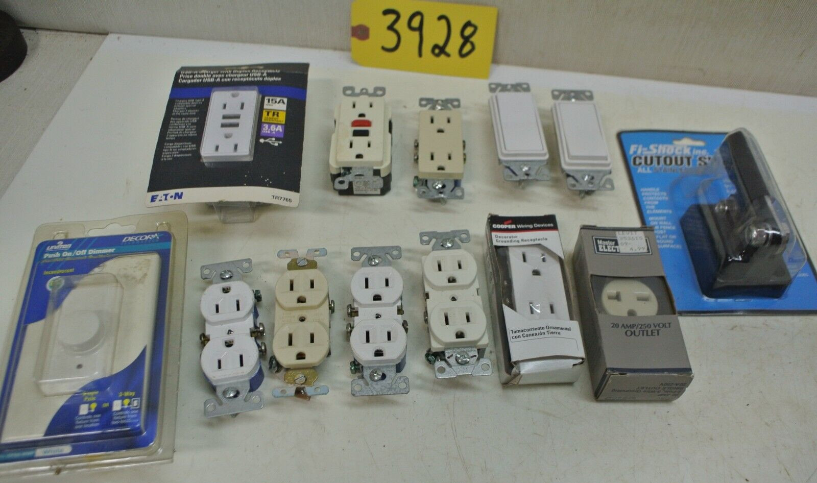 18 pcs-Electrical Receptacles-125V- 3 Switches, 1 Cutoff SS Switch-Dimmer