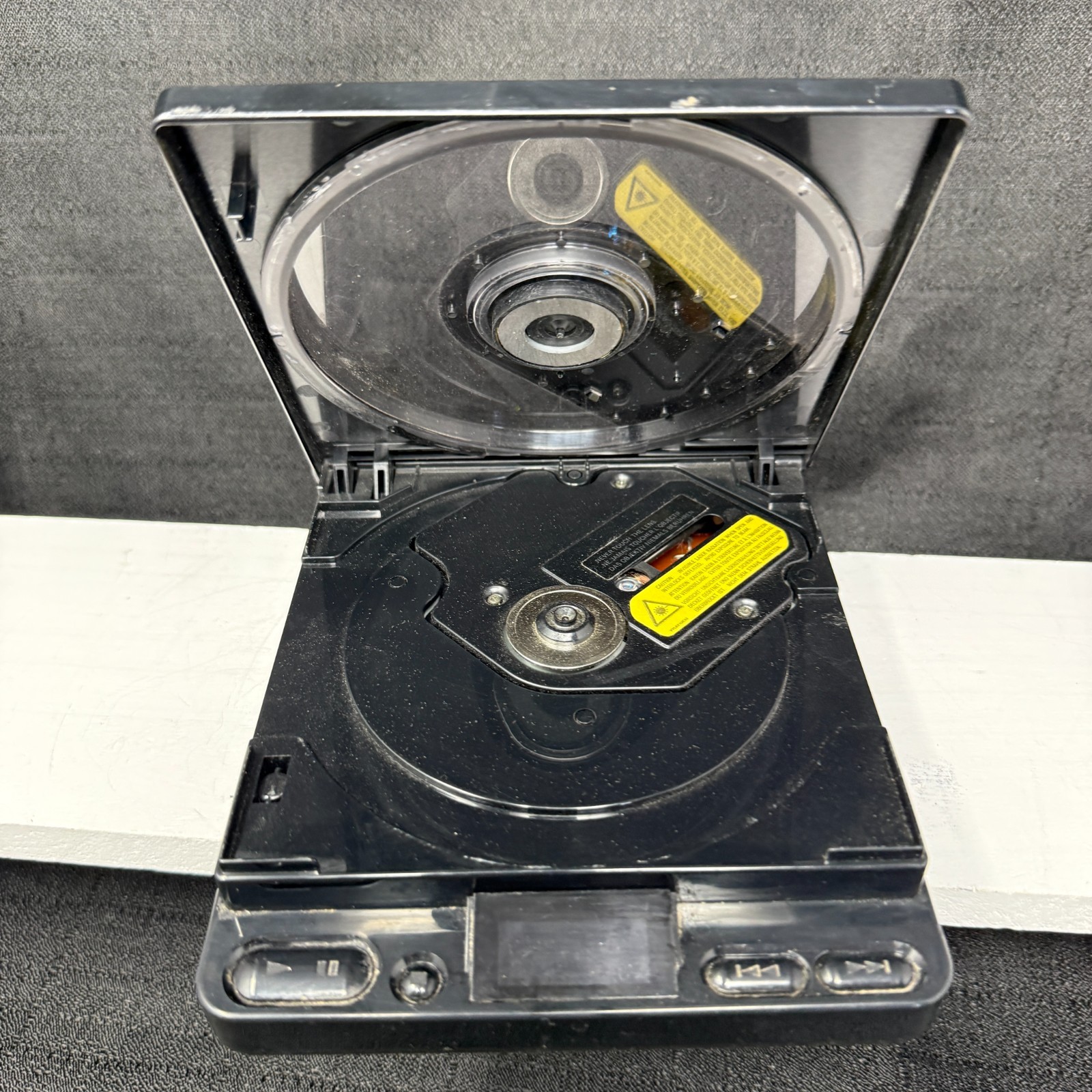 Citizen CBM777 Portable CD Player - Untested No Power Cord