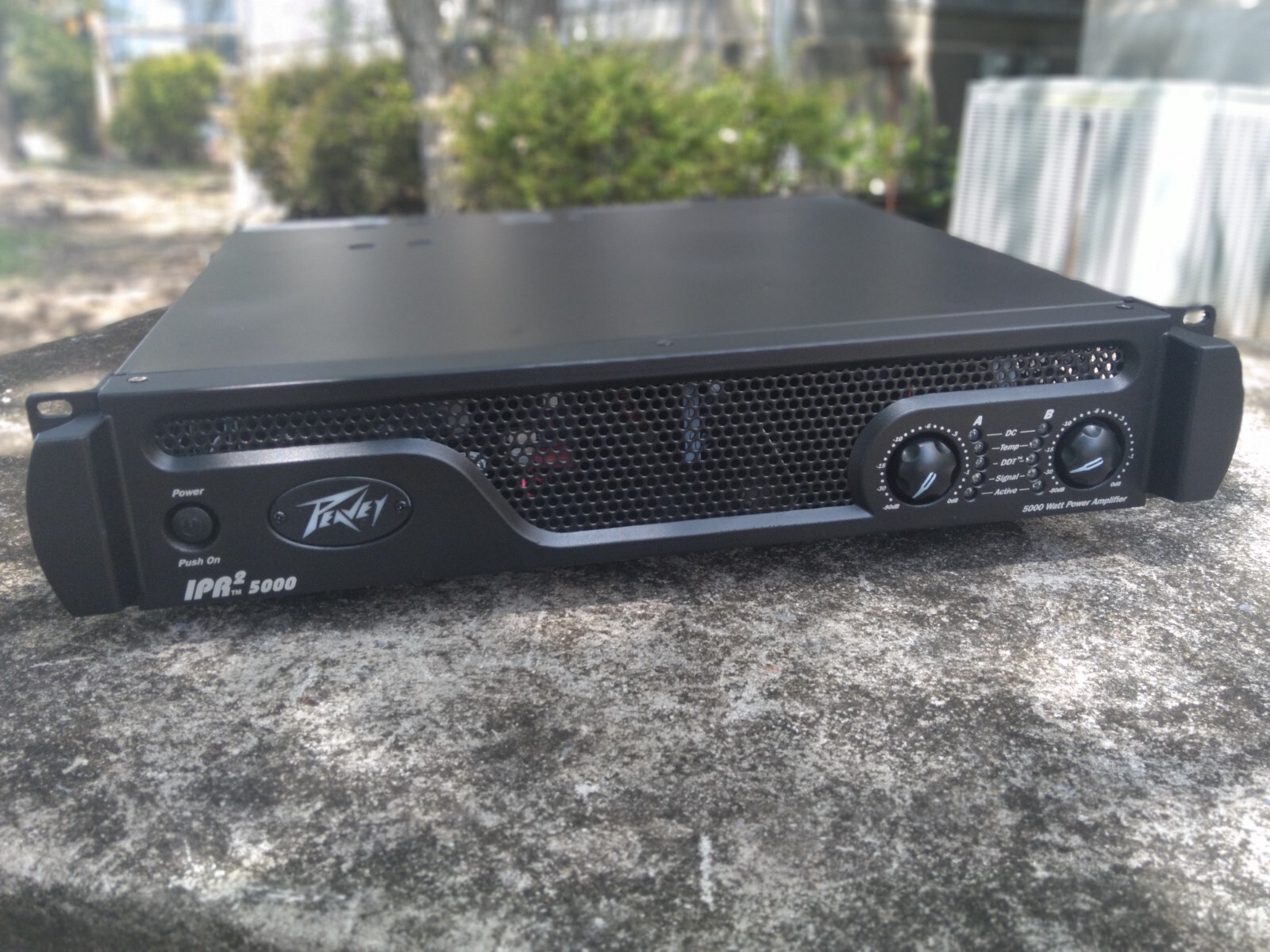 Peavey IPR2 5000 Professional Ultra-light Weight Power Amplifier