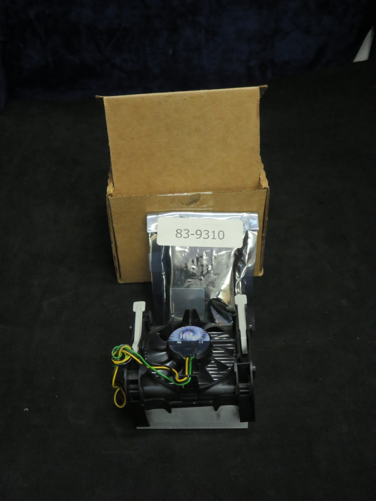 Intel 83-9310 Processor/Fan Assembly