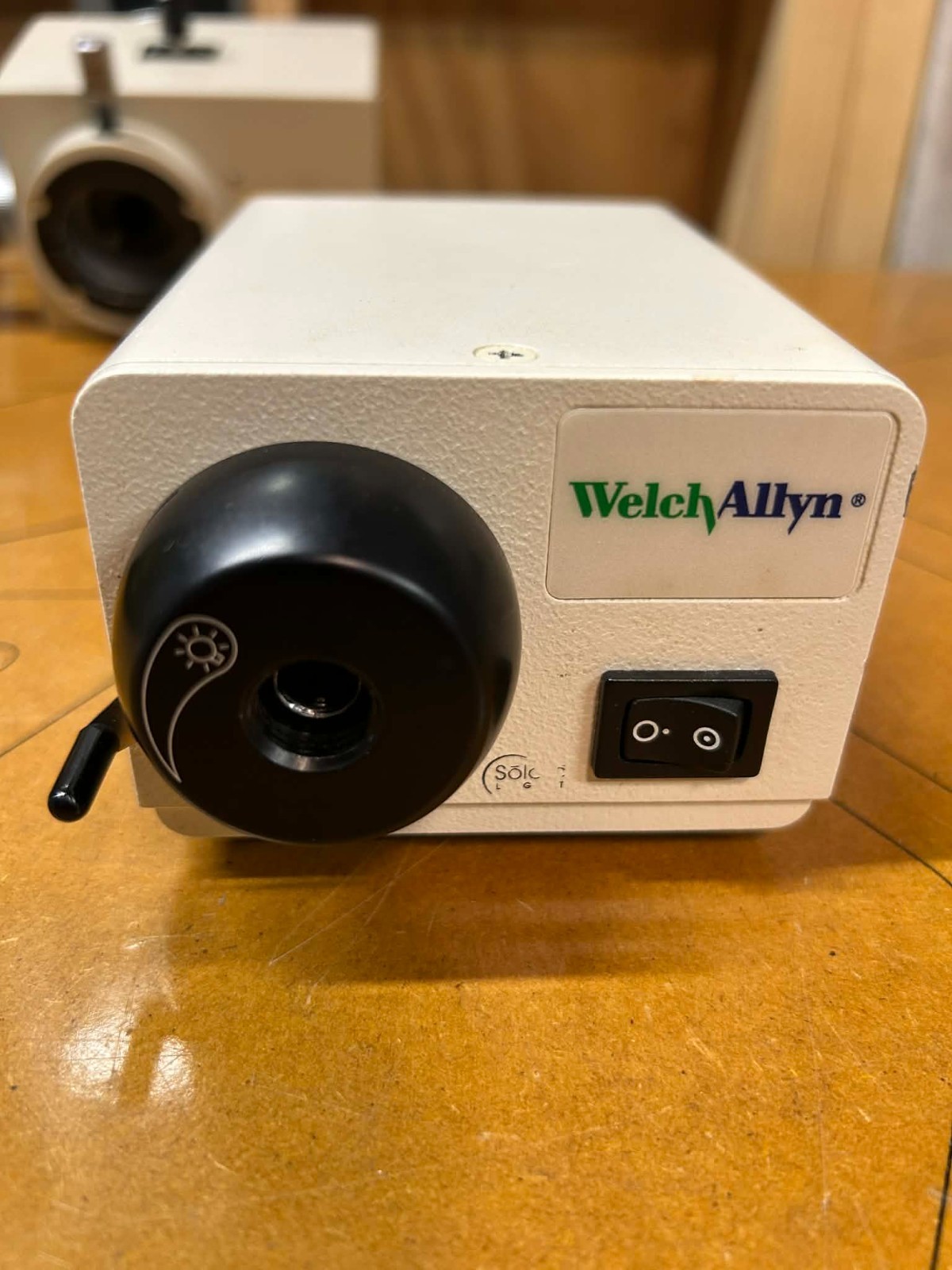 Welch Allyn LB-24 Solarc Light Fiberoptic Illuminator