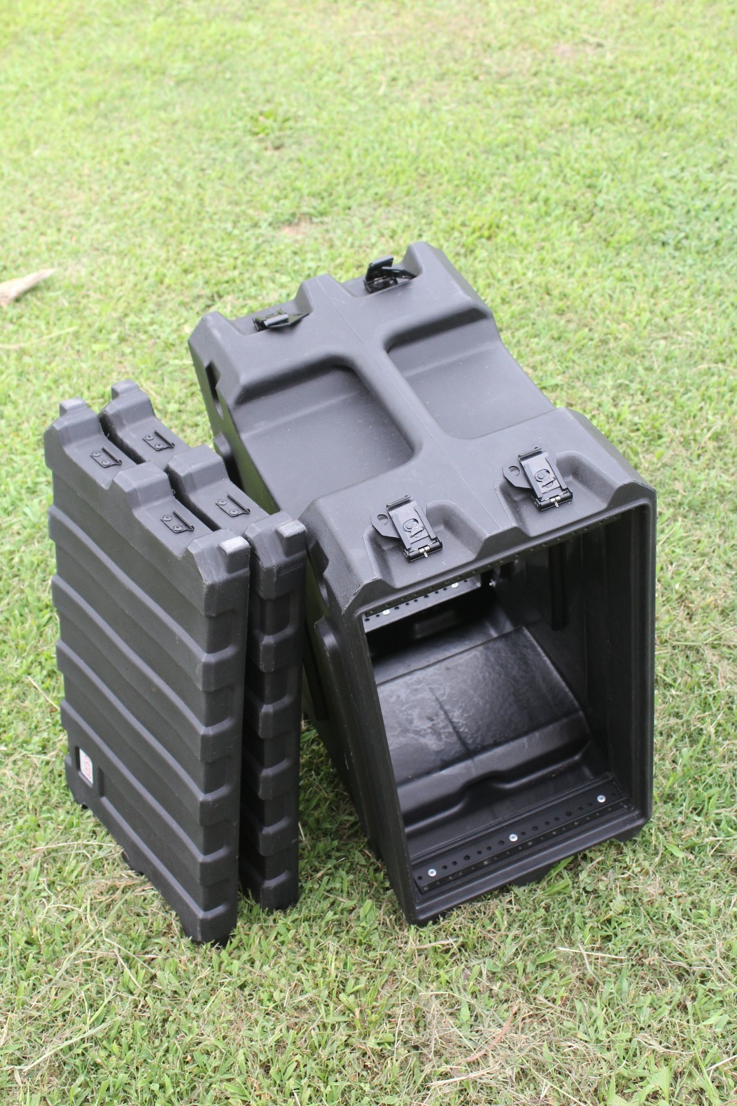 Gator Pro Series 6U, 13in Deep Molded Audio Rack - Black (G-PRO-6U-1)3