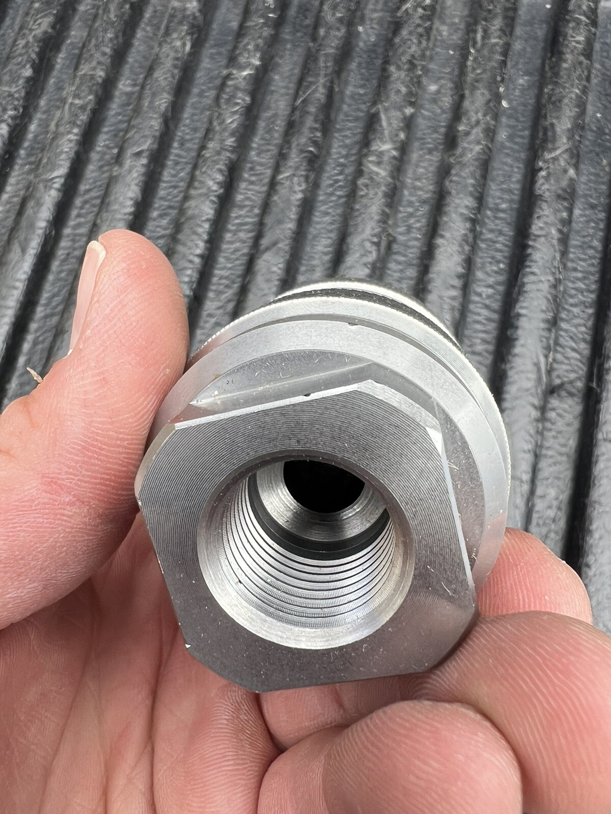 Inline High Pressure Swivel, 1/2" NPTF x 1/2" NPTF, 15,000 PSI
