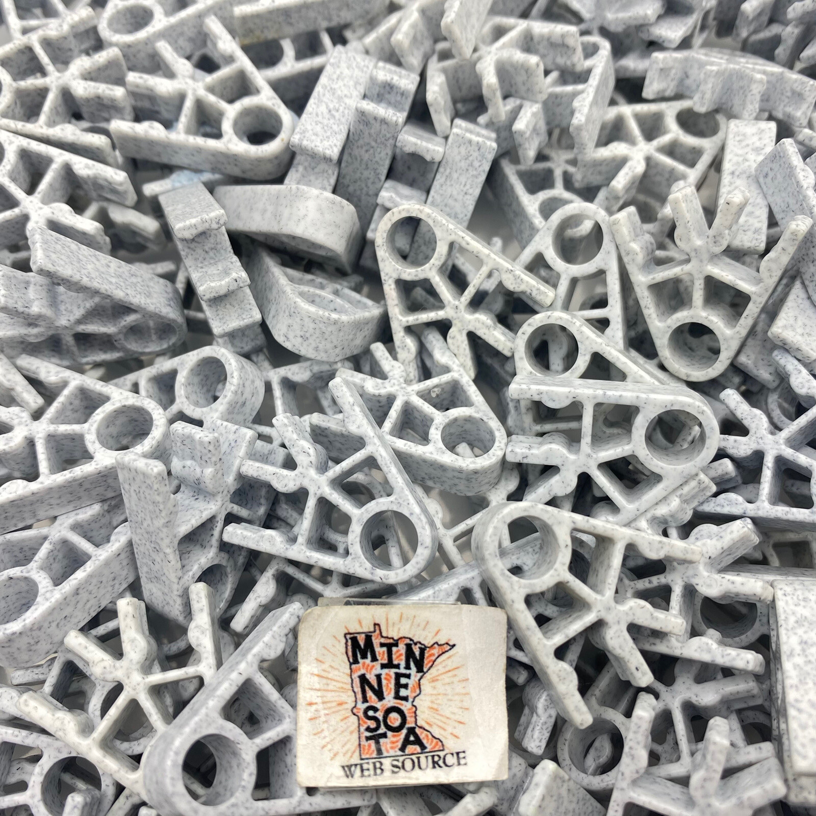 (100) K’NEX Gray Granite 2‑Way Connectors – USED OEM – Standard