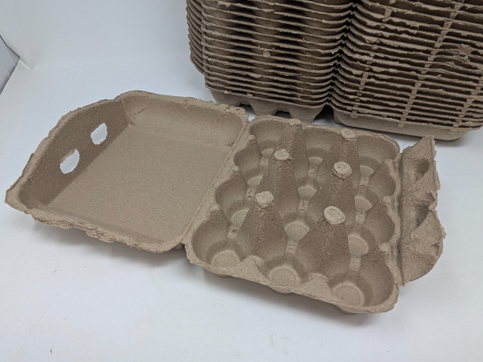 NEW 50 PCS 3x4 dozen small medium egg cartons brown pulp clamshell design