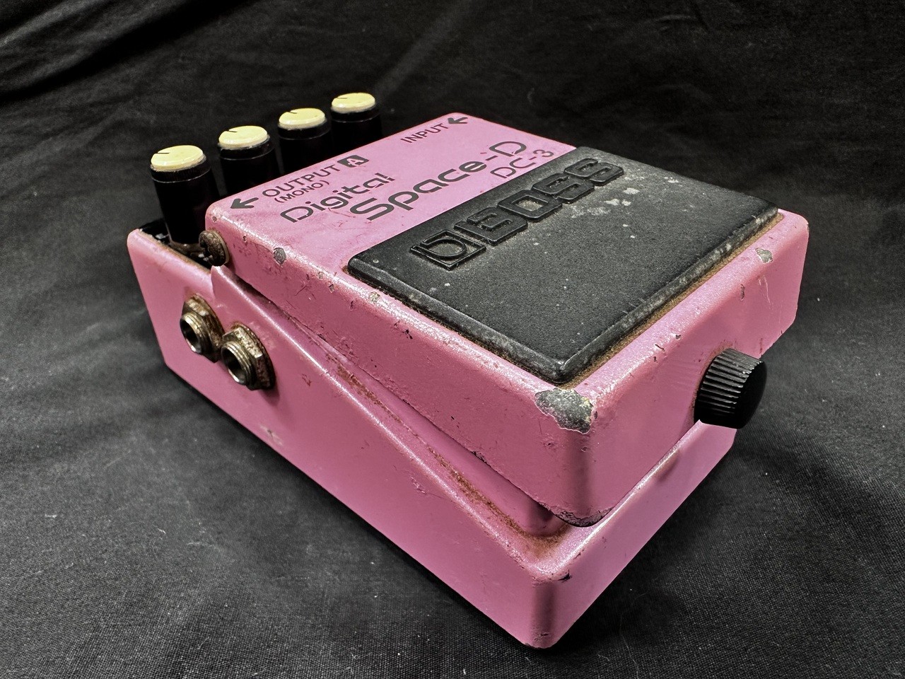 BOSS DC-3 Chorus Guitar Effects Pedal Used