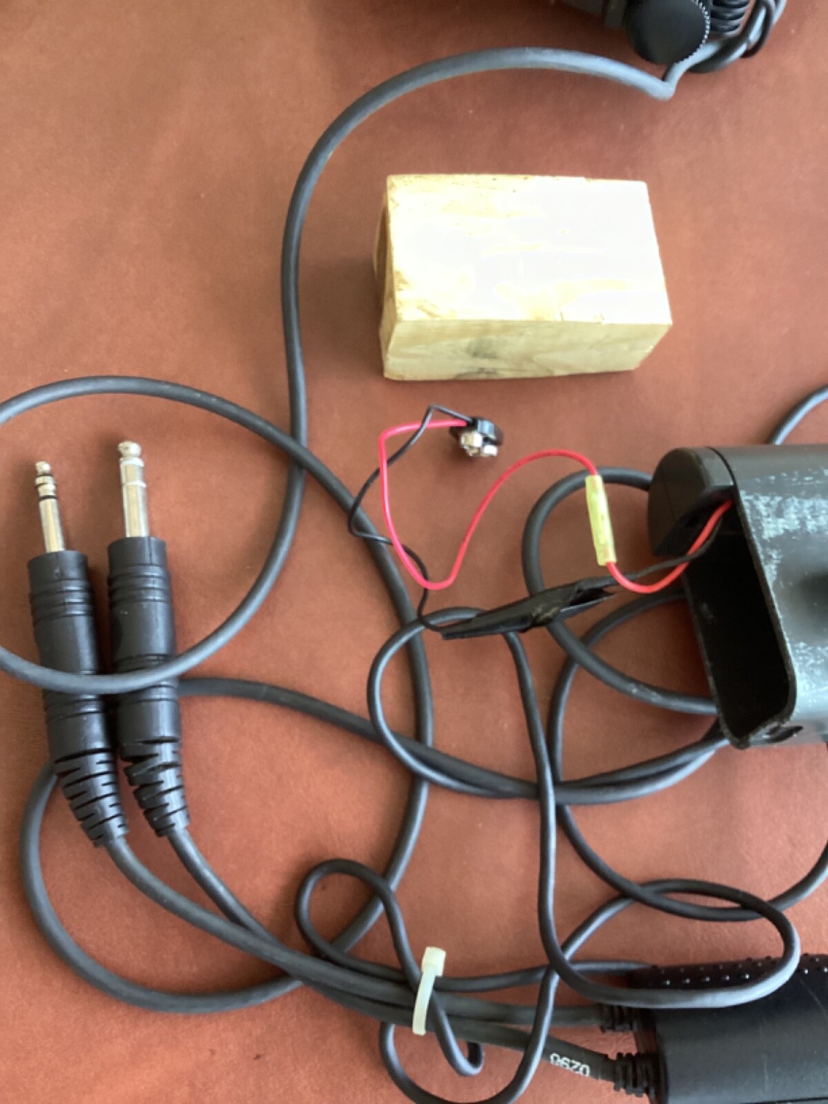 Bose Headset AH-TS *For Parts or Not Working*