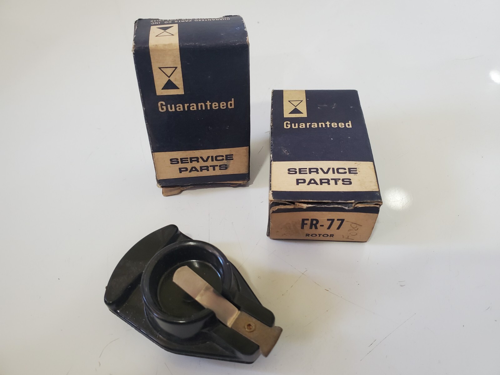 Guaranteed FR-77 Distributor Rotor X 2