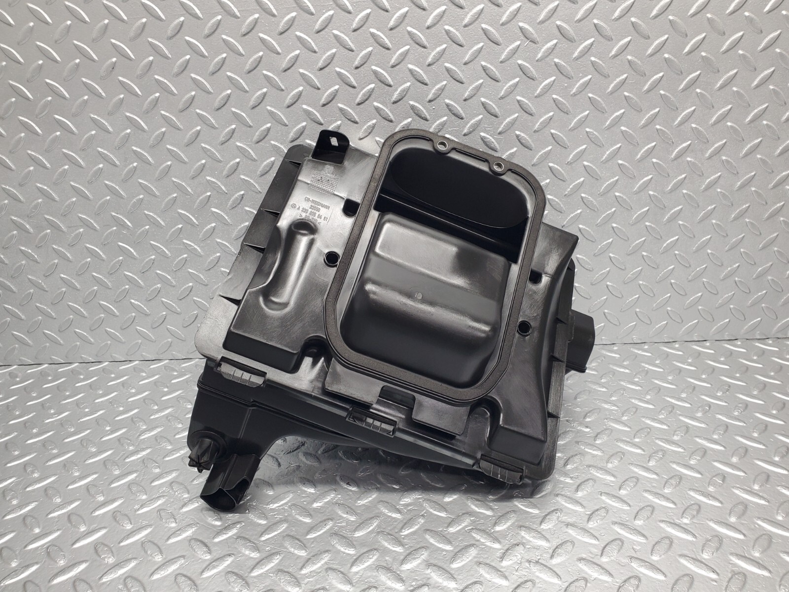 ⚙47905⚙ Mercedes-Benz R230 350SL Coupe Air Intake Box Right A2308350451