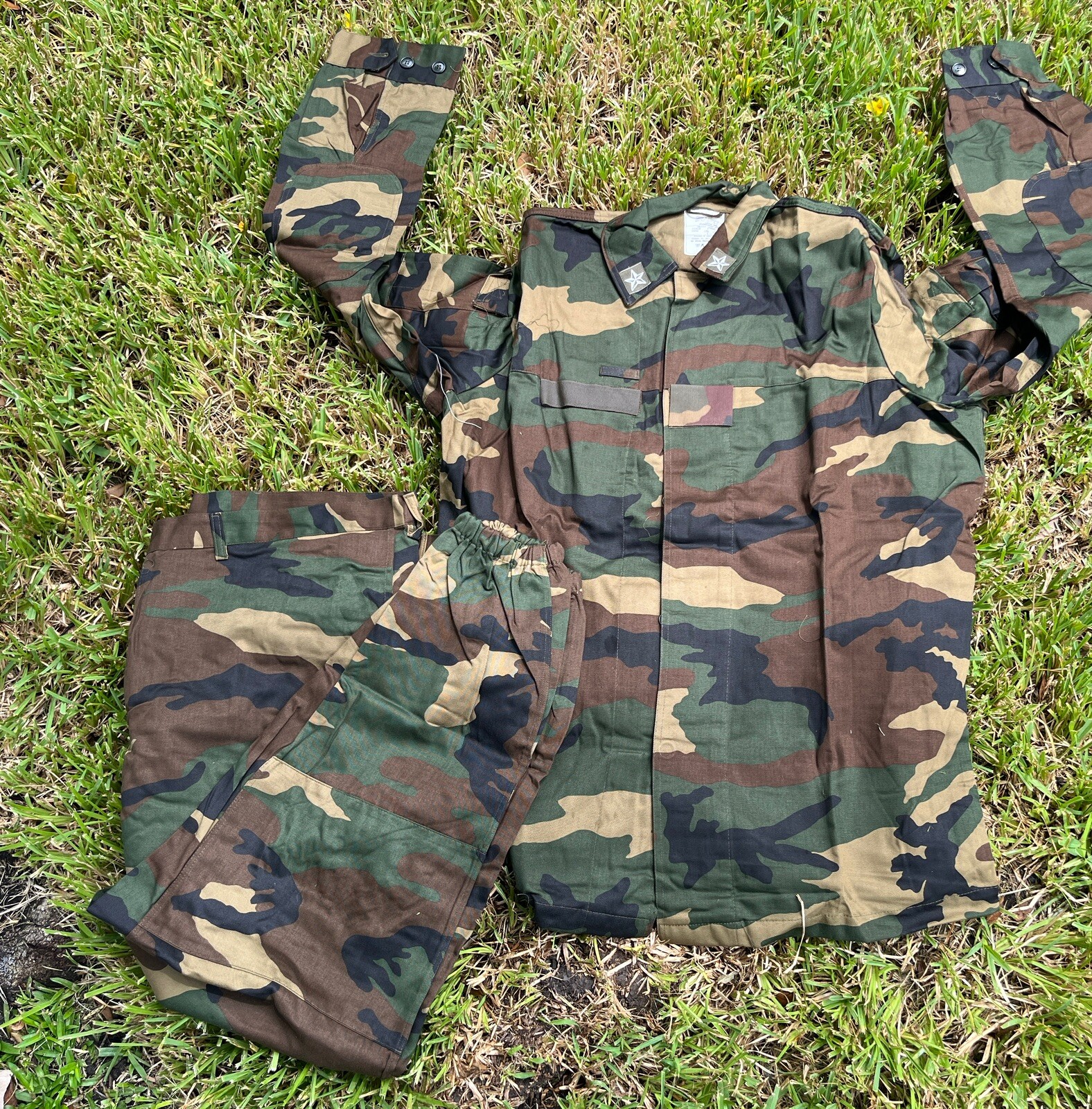 Italian Military Woodland Camo BDU Set Size XL Combat Coat and Trousers NEW