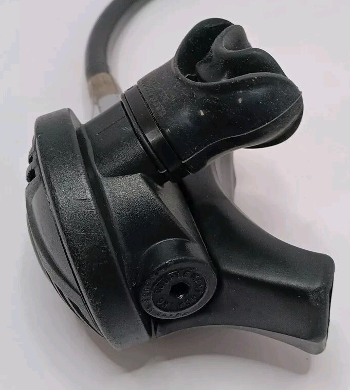 SeaQuest Spectrum Second 2nd Stage Regulator Scuba Diving Untested