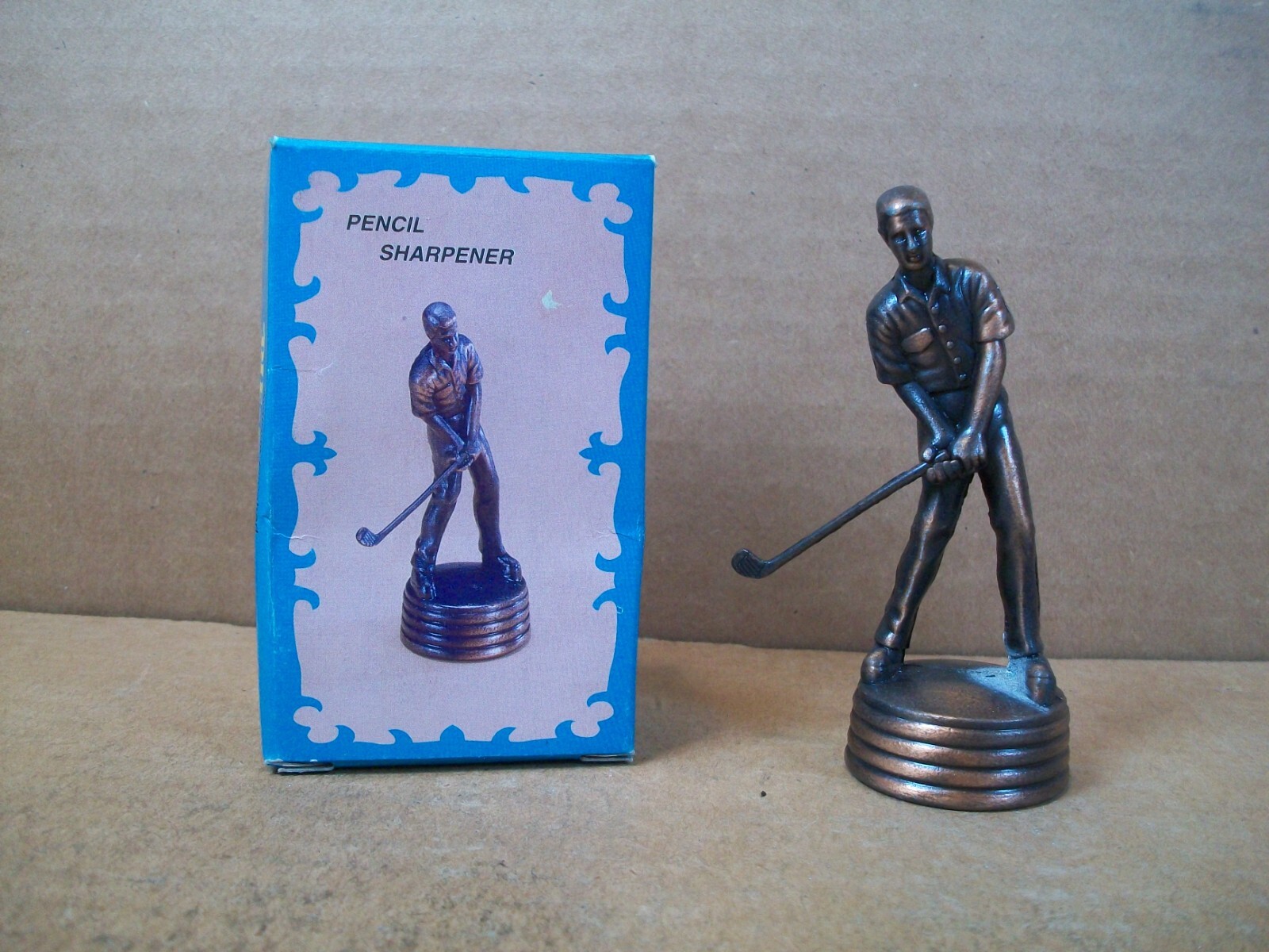 Die-Cast Miniature Pencil Sharpener ~ No. 386 ~ Golfer ~ NIB