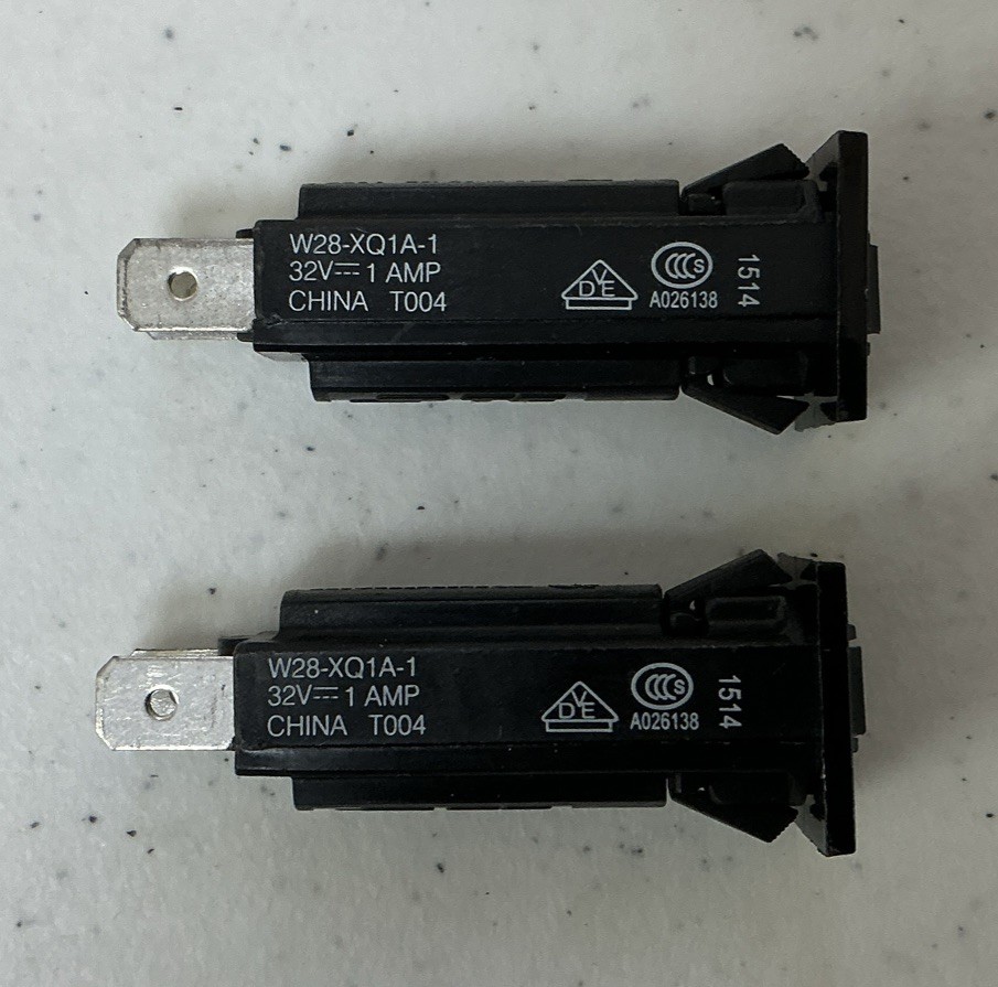 NEW LOT OF 2 TYCO ELECTRONICS, ETE, W28-XQ1A-1 CIRCUIT BREAKER, FREE SHIPPING