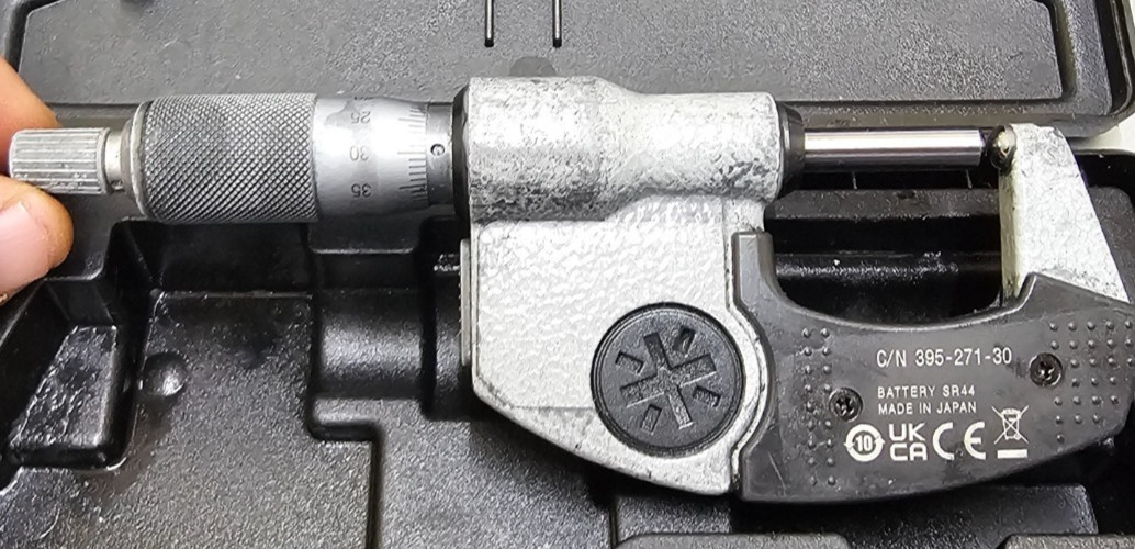 Mitutoyo 395-351-30 Electronic Spherical Face Micrometer