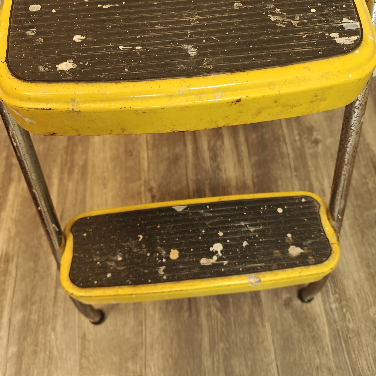 Vintage Chippy Yellow Cosco Folding 2 Step Stool