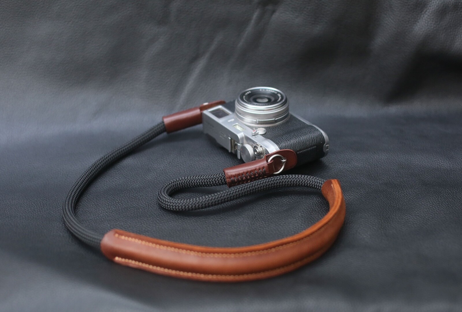 Shoulder pad black rope depressurize camera neck strap
