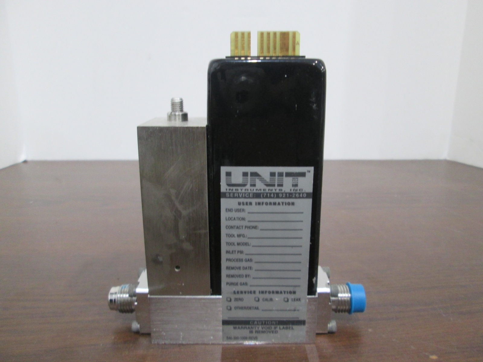 Unit, UFC-1260A, 50 SCCM, He, Mass Flow Controller, 1/4" Port, Used