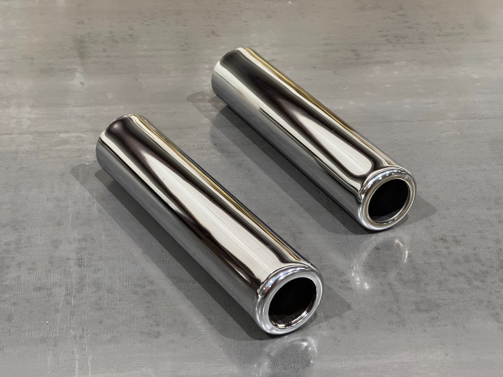 Jones Weld-On Steel Chrome Plated 1.5" Pencil Exhaust Tip - Set Of Two JPT112