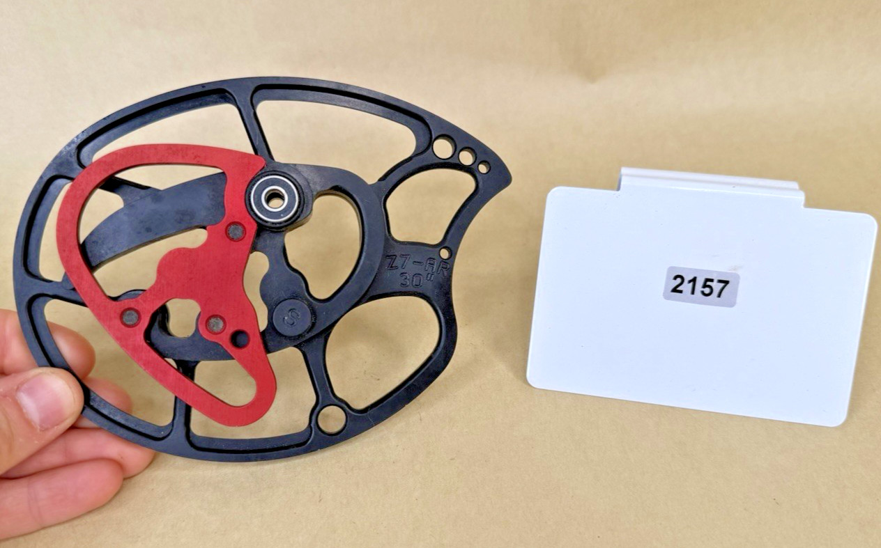 OEM Mathews Z7-AR 30" RH Compound Bow Cam Assembly Wheel Module Bearing